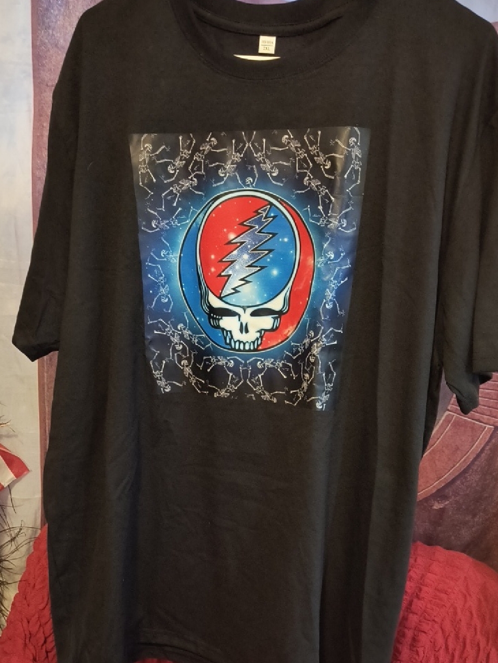 Unisex Black Iconic Rock & Roll T-Shirt with Skeleton Graphic XL